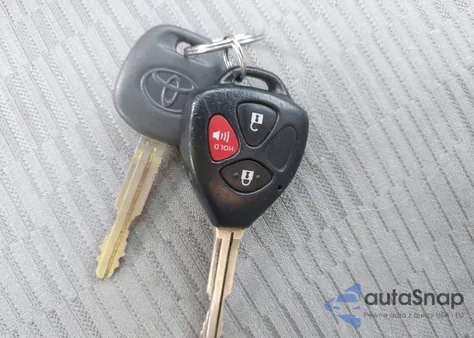 2010 Toyota Rav4 z USA, uszkodzony, nr VIN JTMBF4DVXAD026944